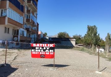 OLTU YUSUFZİYABEY MAHALLESİ’NDE 333 M2